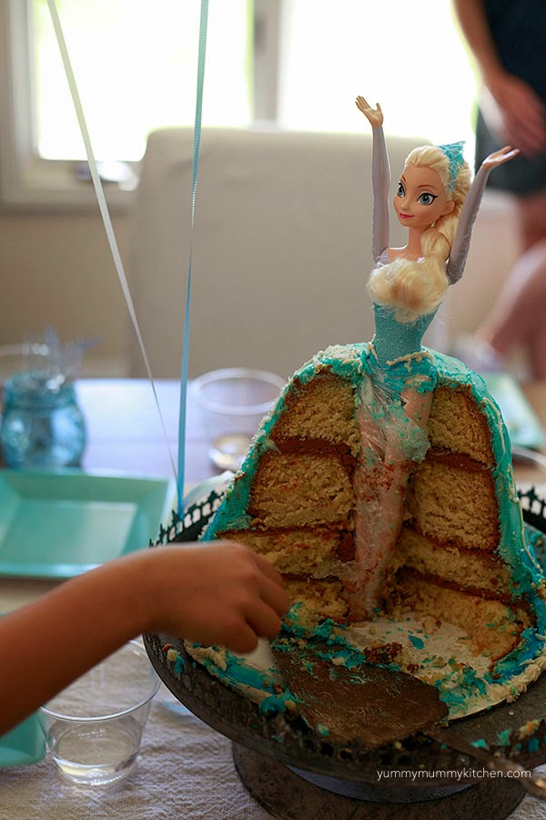 Elsa+cake.jpg