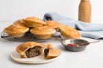 pie-maker-meat-pies-1.jpg