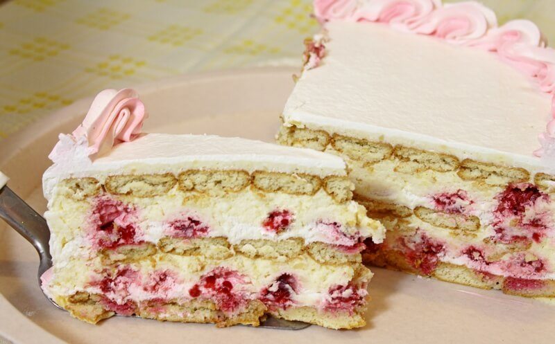 torta-sa-malinama.jpg